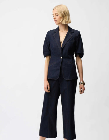 261968